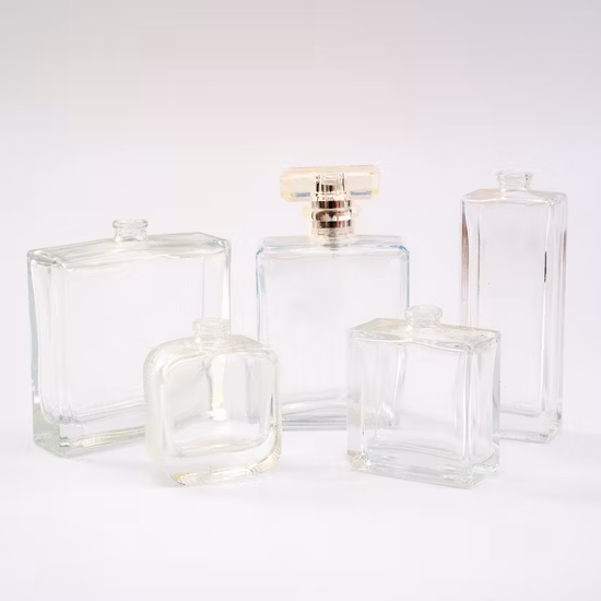 Venta al por mayor Nuevo atomizador de perfume de aceite vacío 10ml 15ml 20ml 30ml 50ml 100ml Botella de perfume de vidrio cuadrada transparente con spray